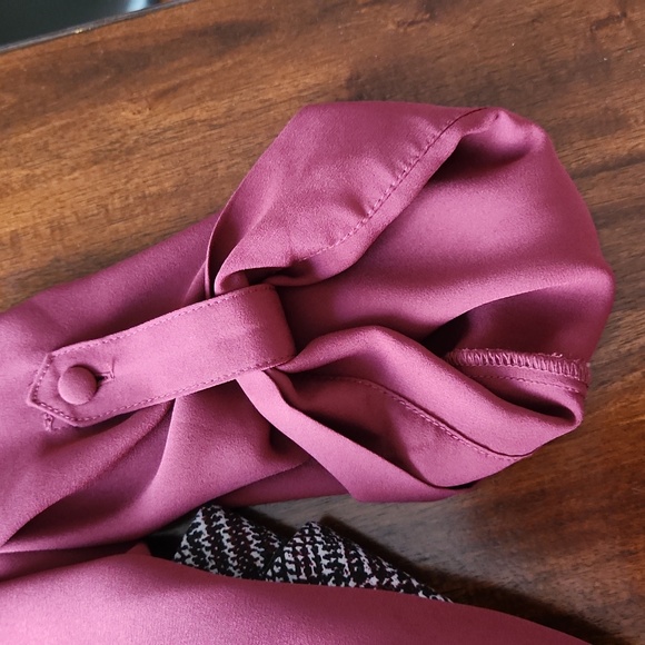 TORRID 3/4 Sleeve Blouse, 1/2 Button, Burgundy, Flowy Lightweight - Picture 3 of 6